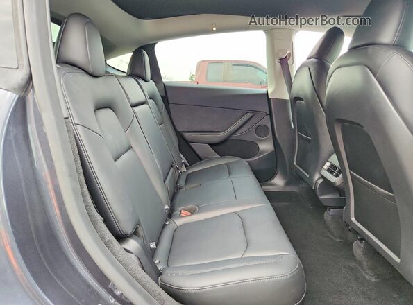 7SAYGDEE7SA346237 2025 TESLA MODEL Gray უკანა სავარძლების ხედი
