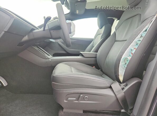 7SAYGDEE7TA692046 2026 TESLA MODEL Gray წინა სალონის ხედი