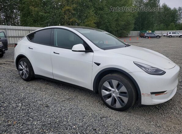 7SAYGDEE8NF574805 2022 TESLA MODEL Белый Передняя правая четверть