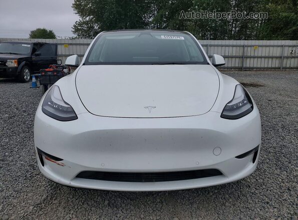 7SAYGDEE8NF574805 2022 TESLA MODEL Белый Вид спереди
