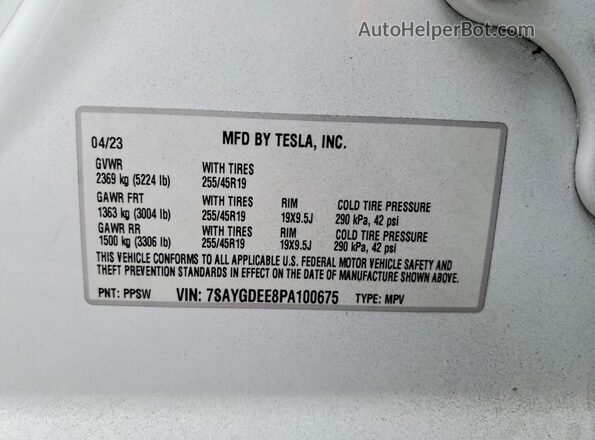 7SAYGDEE8PA100675 2023 TESLA MODEL White Vista del compartimento del motor
