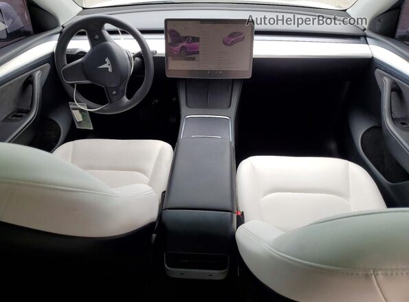 7SAYGDEE8PA100675 2023 TESLA MODEL White Vista del salpicadero