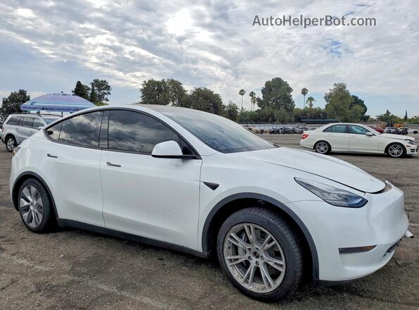 7SAYGDEE8PA100675 2023 TESLA MODEL White Delantero derecho