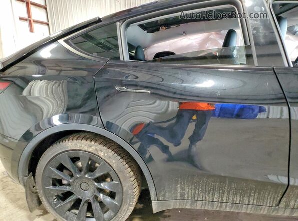 7SAYGDEE8PF755762 2023 TESLA MODEL Black Հետևի նստատեղերի տեսք