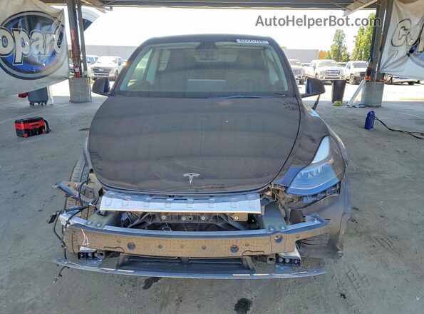7SAYGDEE8PF901190 2023 TESLA MODEL Черный Вид спереди