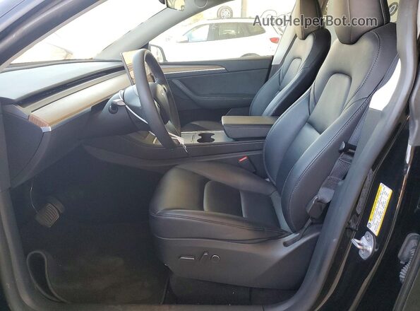 7SAYGDEE8PF901190 2023 TESLA MODEL Черный Вид салона спереди