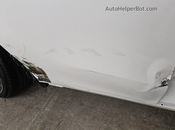 7SAYGDEE9NF481355 2022 TESLA MODEL White 