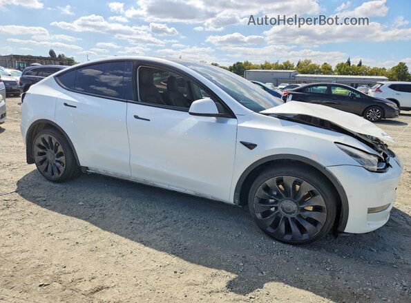 7SAYGDEE9NF504553 2022 TESLA MODEL White Передня права чверть