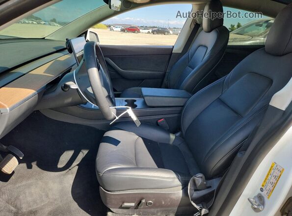 7SAYGDEE9NF504553 2022 TESLA MODEL White Вид салону спереду