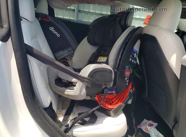 7SAYGDEE9PA211641 2023 TESLA MODEL White Rear interior view