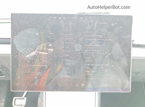 7SAYGDEE9TF574566 2026 TESLA MODEL Серебряный Вид щитка приборов