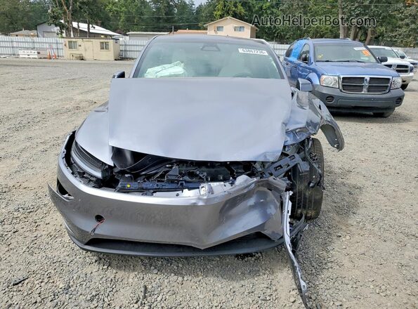 7SAYGDEE9TF574566 2026 TESLA MODEL Серебряный Вид спереди