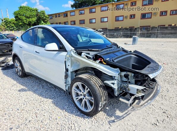 7SAYGDEEXNA018721 2022 TESLA MODEL Белый Передняя правая четверть