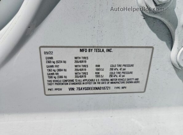 7SAYGDEEXNA018721 2022 TESLA MODEL Белый Вид наклейки с VIN-кодом