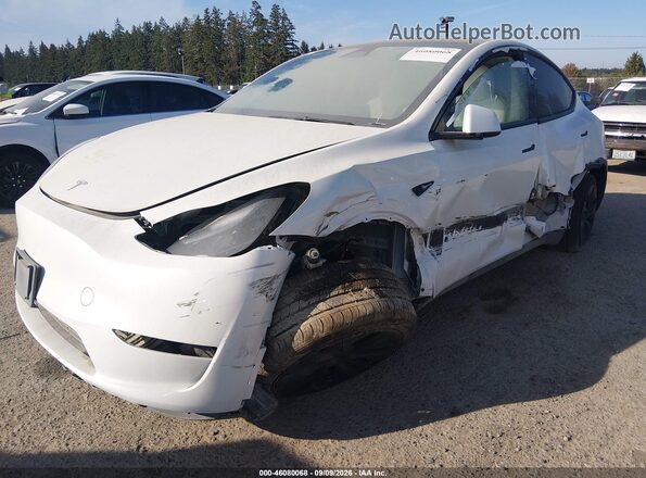 7SAYGDEEXSF238018 2025 TESLA MODEL Y White წინა ხედი