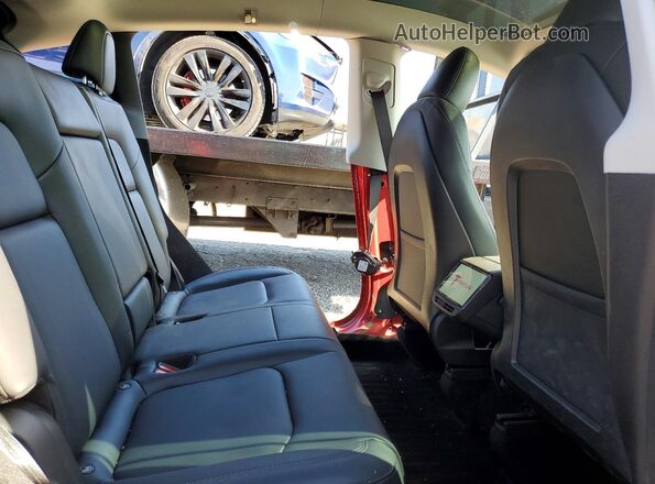 7SAYGDEF1PF977276 2023 TESLA MODEL Red Вид задніх сидінь