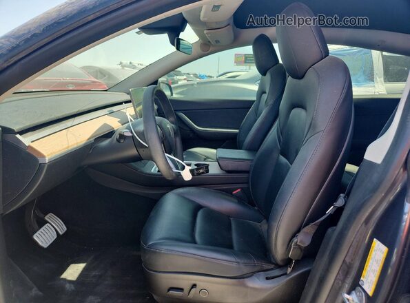 7SAYGDEF3NF467377 2022 TESLA MODEL Gray Front interior view