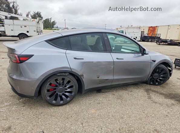7SAYGDEF3RA296682 2024 TESLA MODEL Silver Trasero derecho