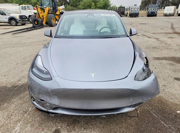 7SAYGDEF3RA296682 2024 TESLA MODEL Silver Vista frontal