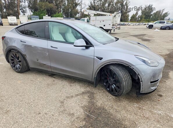 7SAYGDEF3RA296682 2024 TESLA MODEL Silver Delantero derecho