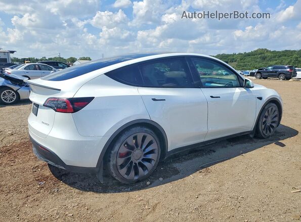 7SAYGDEF3RA299243 2024 TESLA MODEL Белый Задняя правая четверть