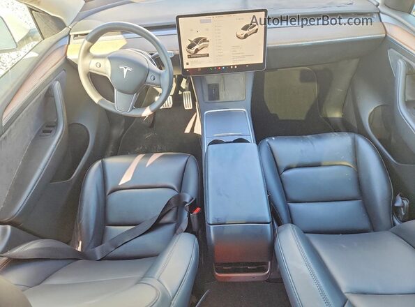 7SAYGDEF4SF216539 2025 TESLA MODEL Белый Вид панели приборов