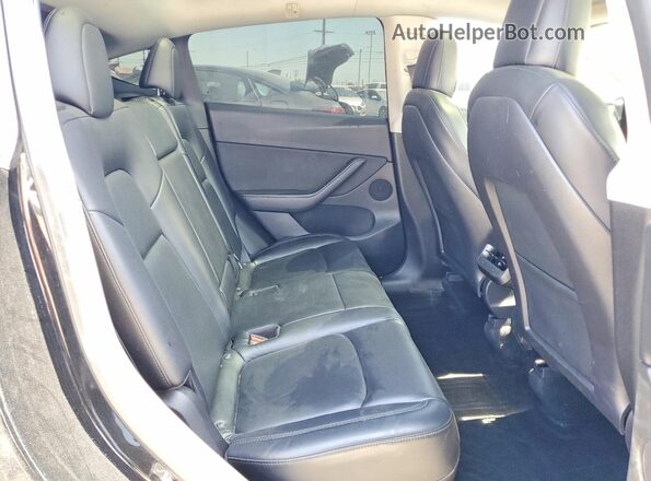 7SAYGDEF5NF345314 2022 TESLA MODEL Black უკანა სავარძლების ხედი