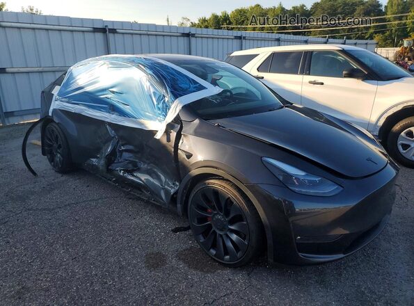 7SAYGDEF6RF048798 2024 TESLA MODEL Gray Delantero derecho