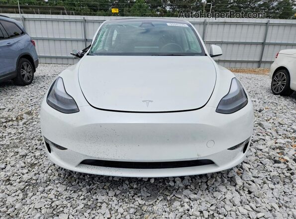7SAYGDEF9SA343168 2025 TESLA MODEL Белый Вид спереди