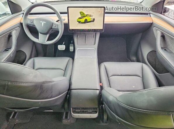 7SAYGDEF9SA343168 2025 TESLA MODEL Белый Вид панели приборов