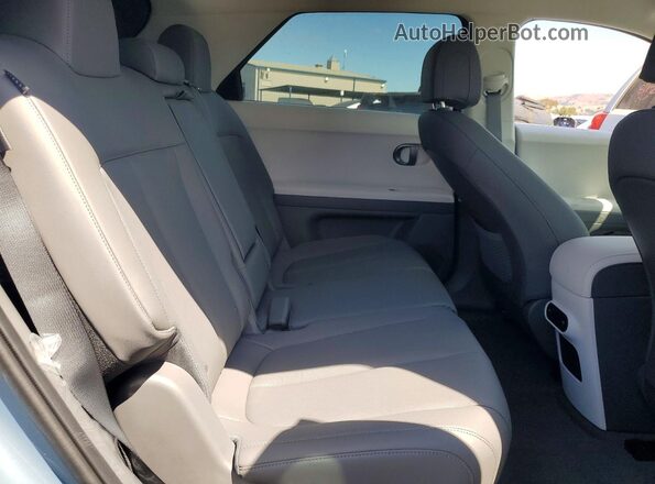7YAKN4DA6TY057824 2026 HYUNDAI IONIQ Blue უკანა სალონის ხედი