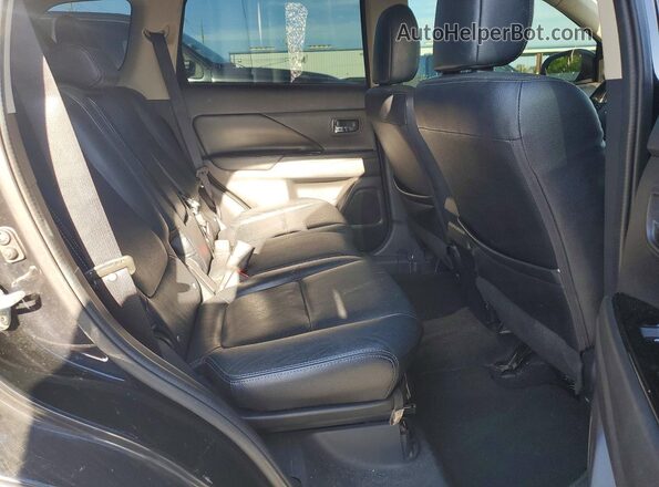 JA4AD3A3XHZ005680 2017 MITSUBISHI OUTLANDER Black Вид підкапотного простору
