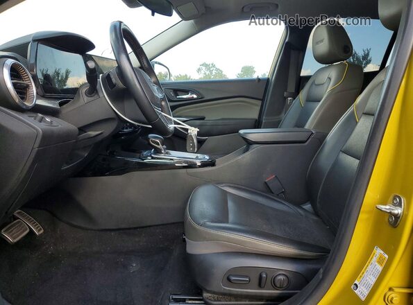 KL77LKE26RC004476 2024 CHEVROLET TRAX Желтый Вид панели приборов