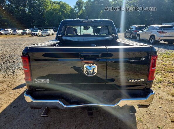 1C6SRFHP2TN218846 2026 RAM 1500 Black Vista interior delantera