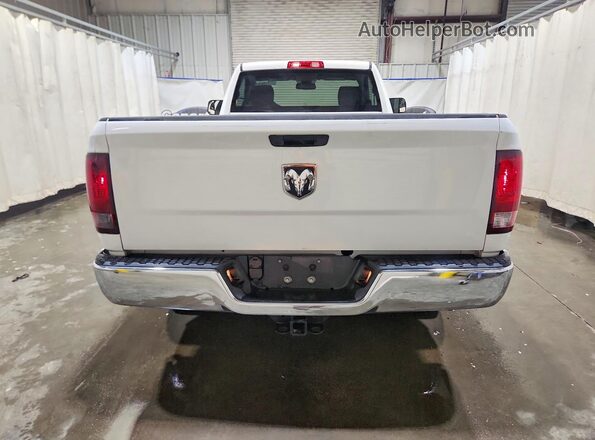 3C6JR6DG7KG506239 2019 RAM 1500 Белый Вид салона спереди