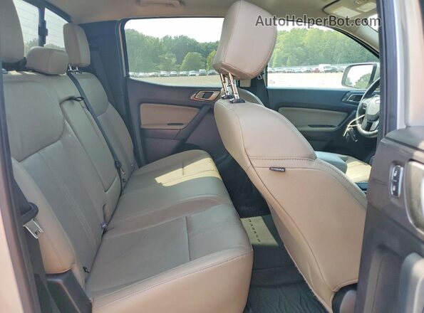 1FTER4EH8KLB05646 2019 FORD RANGER Silver Widok wnętrza z tyłu