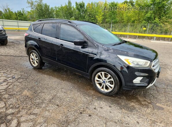 1FMCU9G9XHUA25899 2017 FORD ESCAPE Black Front view