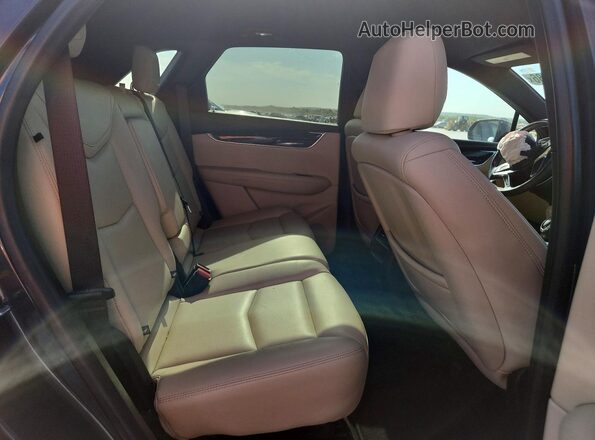 1GYKNARSXJZ198159 2018 CADILLAC XT5 Blue უკანა სალონის ხედი