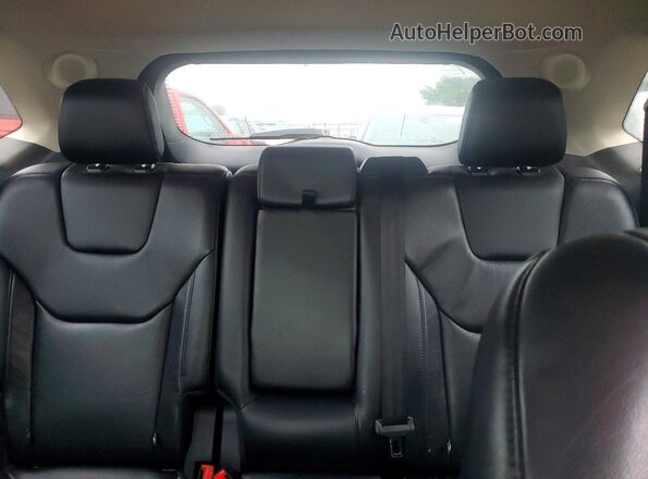 2FMPK4K94KBB53327 2019 FORD EDGE Silver Vista interior trasera