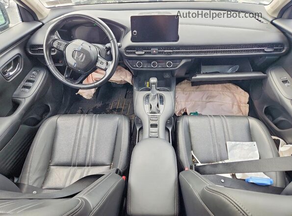 3CZRZ2H78SM779121 2025 HONDA HR-V White ხელსაწყოთა პანელის ხედი