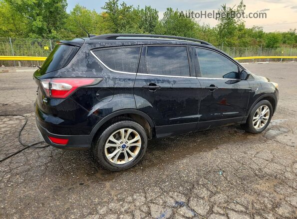1FMCU9G9XHUA25899 2017 FORD ESCAPE Black Front right