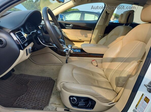 WAU34AFD2GN007754 2016 AUDI A8 White Vista del salpicadero