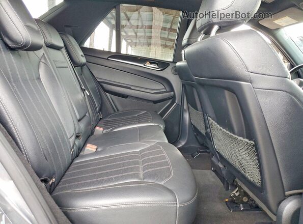 4JGDA5JB5HA861350 2017 MERCEDES-BENZ GLE Gray Widok wnętrza z tyłu