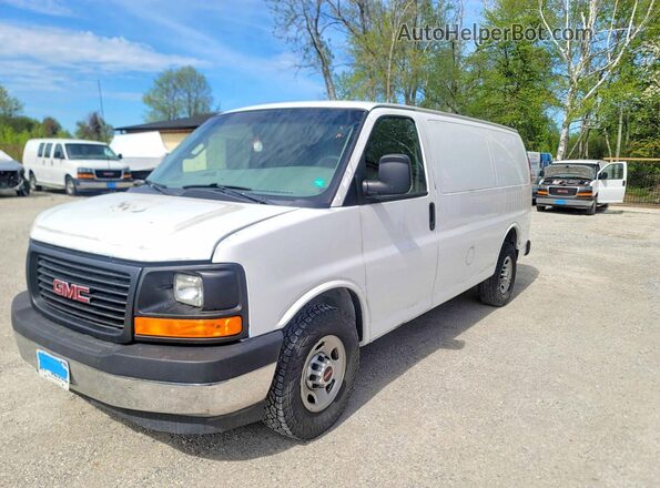 1GTW7AFF6H1280794 2017 GMC SAVANA White Հետևի աջ