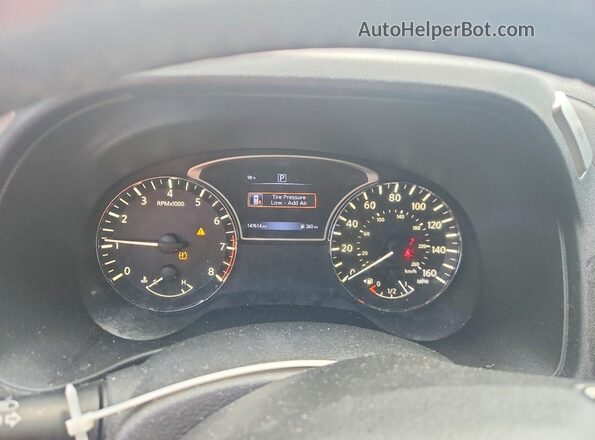 5N1DR2MN8HC654484 2017 NISSAN PATHFINDER Белый Вид задних сидений