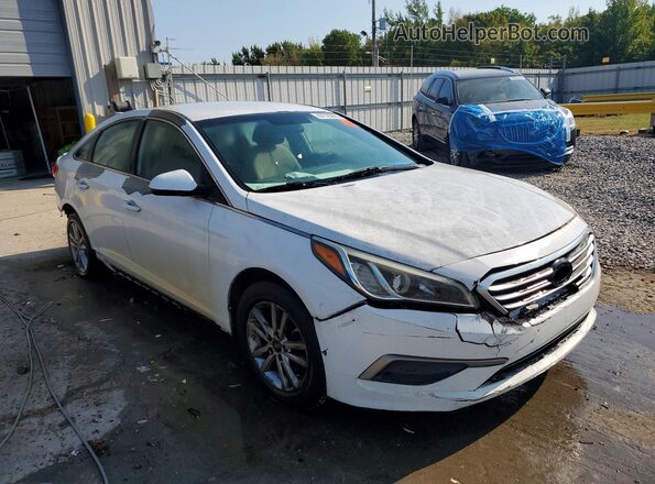 5NPE24AF6HH532071 2017 HYUNDAI SONATA White Widok z przodu