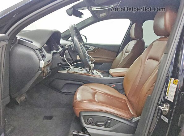 WA1LHAF76JD002713 2018 AUDI Q7 Black Առջևի վահանակի տեսք
