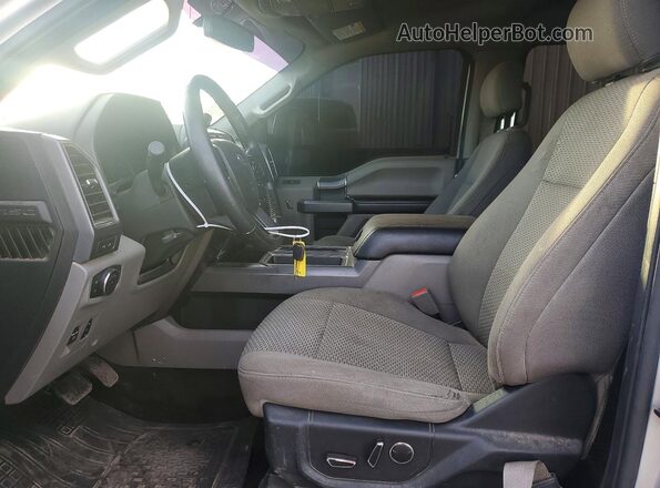 1FTFW1E17JFD71204 2018 FORD F150 Silver წინა პანელის ხედი