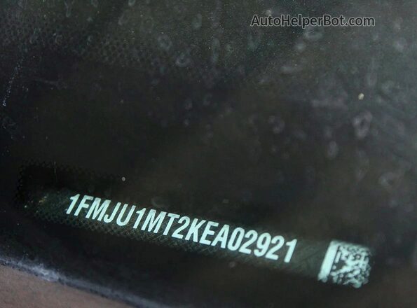 1FMJU1MT2KEA02921 2019 FORD EXPEDITION Black Widok wnętrza z tyłu