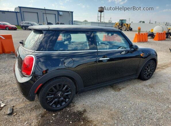 WMWXP5C55H2D16492 2017 MINI COOPER Черный Передняя правая четверть